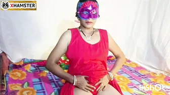 Desi Woman Fucks Her Holes With Tube Light In Amateur Video Session
