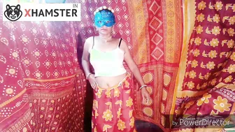 Indian Bhabhi Dancing To Hindi Songs In Wet Clothes Before Fucking