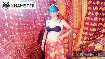 Indian Bhabhi Dancing To Hindi Songs In Wet Clothes Before Fucking