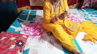 Indian Bride Gives Sloppy Blowjob Before Getting Fucked By His Friend