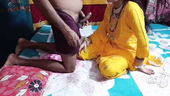Indian Bride Gives Sloppy Blowjob Before Getting Fucked By His Friend