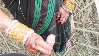 Desi Village Girl Pissing Outdoors Before Getting Fucked In Public Field