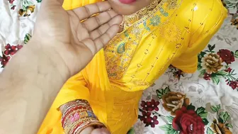 Desi Stepsister Removes Salwar Kameez But Resists Brother's Advances