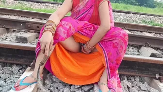 Desi Village Bhabhi Fucked By Lover In The Open Field During Harvest