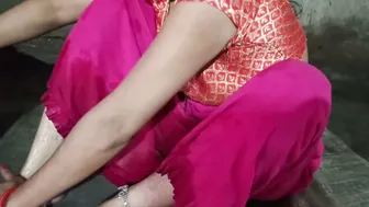 Desi Village Bhabhi Squatting And Pissing On The Bathroom Floor Naked