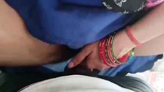 Indian Village Wife Pissing Outdoors In Traditional Saree Exposed
