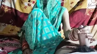 Village Married Bhabhi Loses Virginity In Her First Homemade Sex Tape