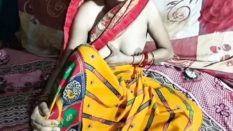 Desi Girl Kisses And Sucks Her Boyfriend's Cock For The First Time