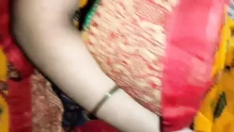 Desi Girl Kisses And Sucks Her Boyfriend's Cock For The First Time