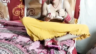 Punjabi Newlywed Wife Pissing On Bedroom Floor In Bridal Outfit