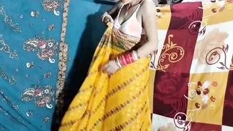 Punjabi Newlywed Wife Pissing On Bedroom Floor In Bridal Outfit
