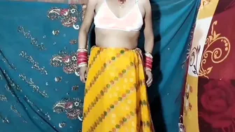 Punjabi Newlywed Wife Pissing On Bedroom Floor In Bridal Outfit