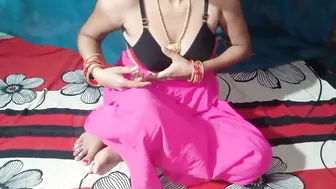 Village Bhabhi Spreads Wide For Deep Pussy Fucking In Bedroom