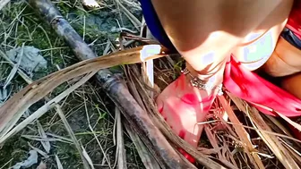 Indian Village Bhabhi Caught Fucking Her Boyfriend Outdoors In Fields