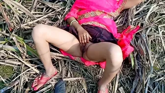 Desi Bhabhi Bent Over And Drilled Outdoors In Sugarcane Field Jungle