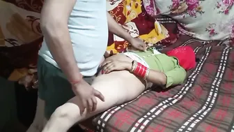 Desi Village Girl Losing Virginity Screaming As Cock Enters Her First Time