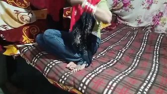 Desi Village Girl Losing Virginity Screaming As Cock Enters Her First Time