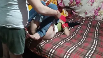 Desi Village Girl Losing Virginity Screaming As Cock Enters Her First Time