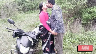 Indian Woman Cheating In The Jungle Fucking Her Lover Doggy Style
