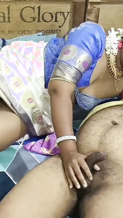 Tamil Aunty Licking Ass And Getting Her Hairy Pussy Eaten Before Fucking