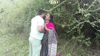 Desi Wife Takes A Load On Her Ass After Jungle Fuck In Her Saree