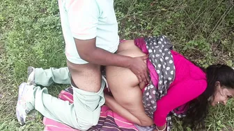 Desi Wife Takes A Load On Her Ass After Jungle Fuck In Her Saree