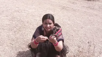 Desi Marathi Bhabhi Riding Her Lover's Dick In The Jungle Wearing Saree