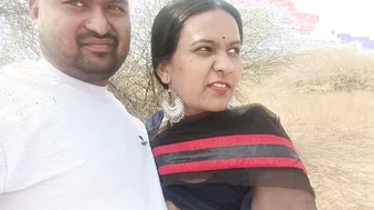 Desi Marathi Bhabhi Riding Her Lover's Dick In The Jungle Wearing Saree