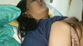 Marathi Bhabhi Cheats On Husband And Fucks Her Boyfriend In The Bedroom