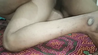 Marathi Bhabhi Cheats On Husband And Fucks Her Boyfriend In The Bedroom
