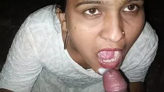 Desi Girlfriend Cheats On Her Man Outdoors With Stranger In The Dark