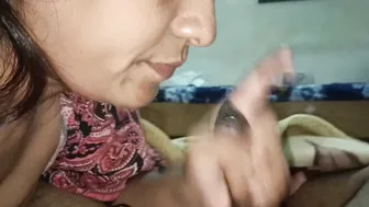Indian Village Girl Kavita Gives Jungle Blowjob And Swallows Thick Cum