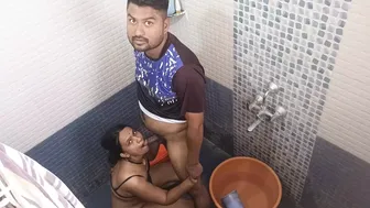 Marathi Couple Fucked Hard In The Bathroom During Their Afternoon Shower