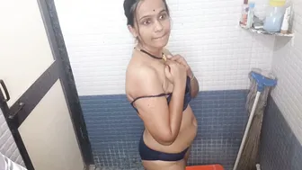 Marathi Couple Fucked Hard In The Bathroom During Their Afternoon Shower