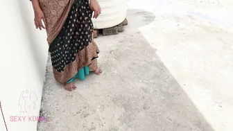 Indian Komal Goes To Terrace And Calls Her Friend To Come From Behind