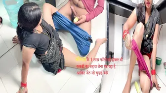 Desi Komal With Followers Uses Cucumber Then Rides Her Brother In Law