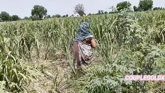 Desi Girl Weeping In Sugarcane Field Gets Caught And Fucked By The Owner