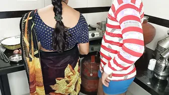 Desi Housewife Cannot Get Her Ass Fucked In The Kitchen So Moves Outside