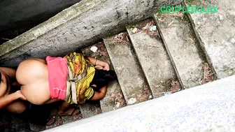 Desi Wife Secretly Calls Her Brother-In-Law To The Stairwell Gate