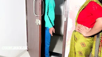 Indian Wife Services Thirsty Plumber After He Fixes The Broken Pipeline