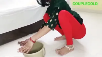 Desi Maid Finished Housework Now Wants Her Pussy Pounded On The Floor