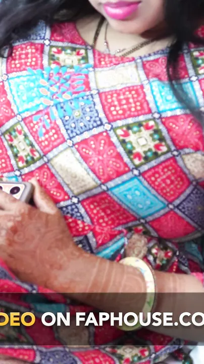 Desi Stepsister Strips Naked For Boyfriend During Private Video Call Session