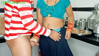 Desi Maid Komal Getting Morning Sex Before Washing All The Dishes
