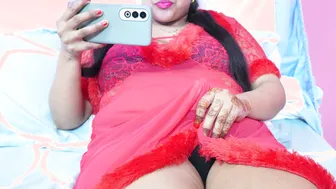 Desi Neighbor Bhabi Showed Dildo Squirted Pussy Juice Filmed Secretly