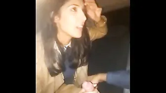 Hardcore oral sex with Kolkata gal outdoor in car