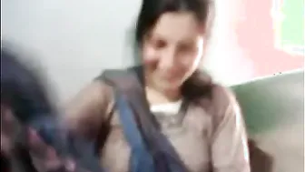 Hot Maharashtra Girlfriend Exposes her Large Bra buddies