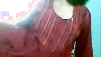 Juvenile Girlfriend Loves Giving Oral-service to Her Bf