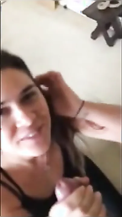 Ahmedabad Girlfriend Gives Superb Orall-service Like A Pro