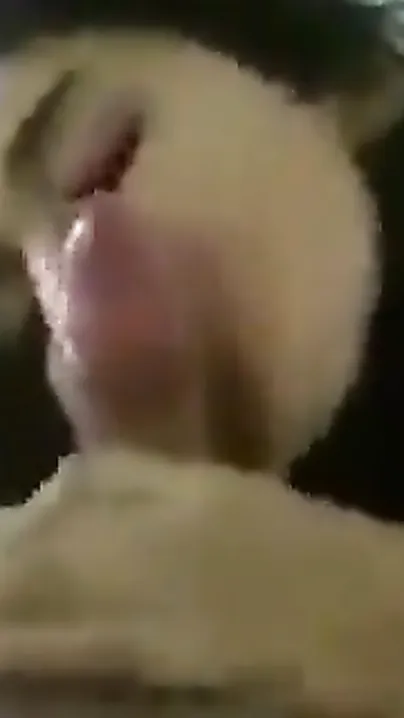 Ahmedabad Girlfriend loves giving oral to college Boyfriend