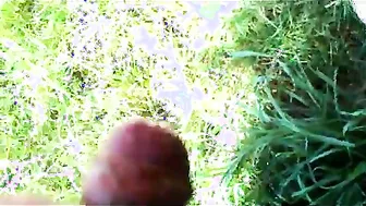 Aged aunty engulfing her paramours pecker in outdoor